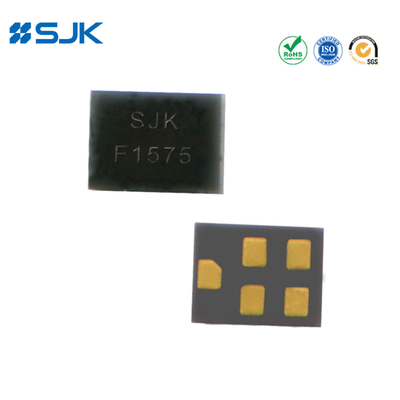 Perte d'insertion de 60 DB 0,5 DB Filtre à scie à faible débit avec emballage de montage de surface
